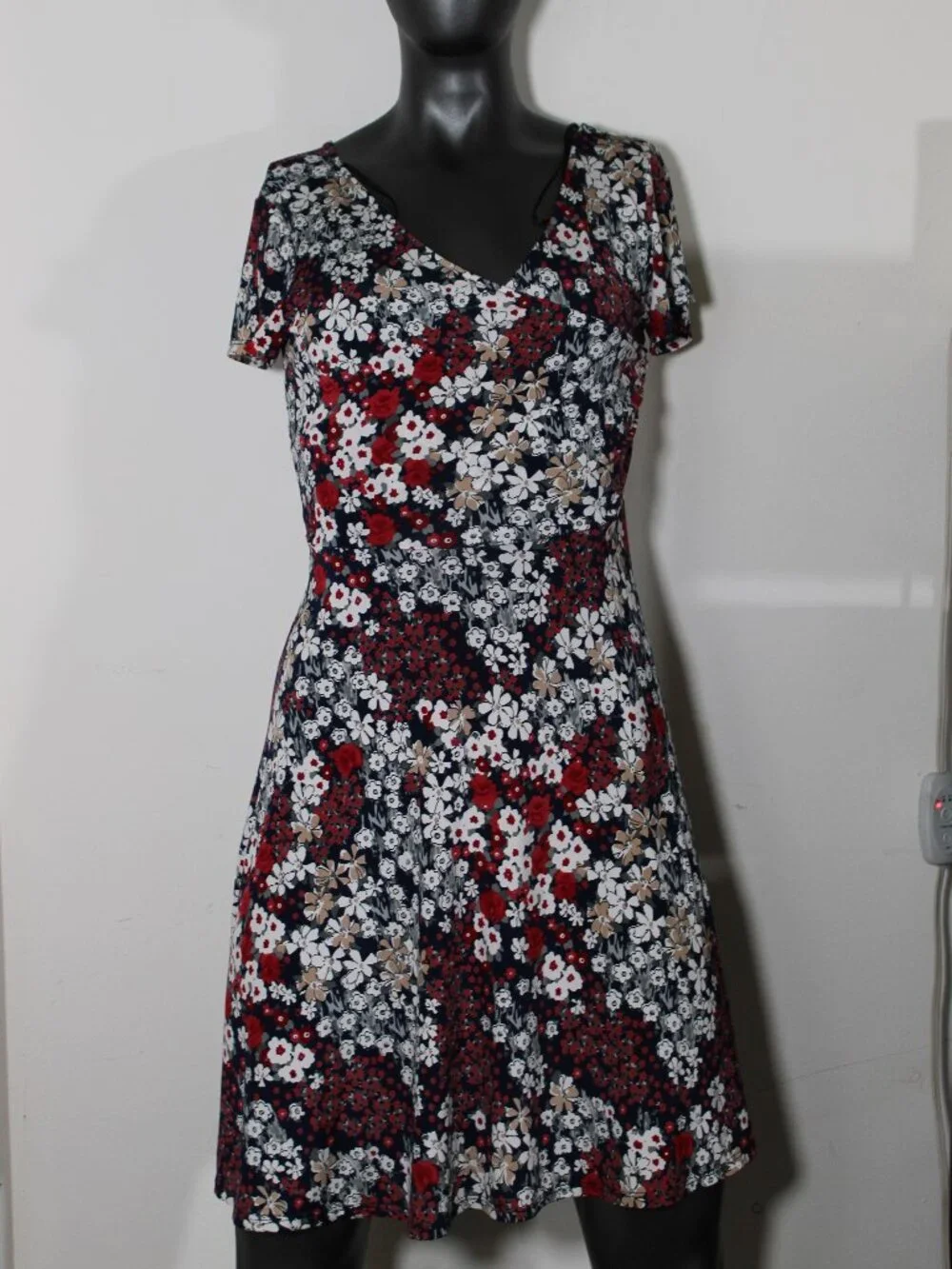 Kaileigh Amandine Floral Faux-Wrap Knit Dress Navy Red Medium